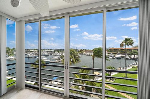 407-29 Yacht Club Dr, North Palm Beach, FL, 33408-3986 | Card Image