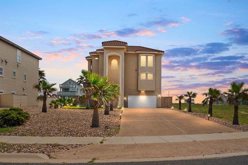 125 Sea Air Ln, Port Aransas, TX, 78373-5080 | Card Image