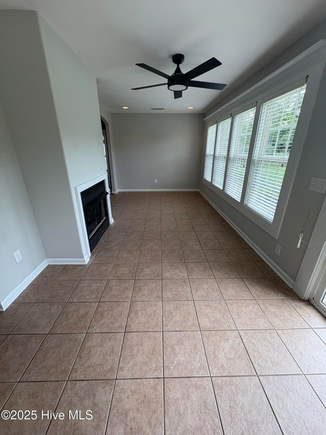 121 Mulberry Cir, House other with 4 bedrooms, 3 bathrooms and 2 parking in Hampstead NC | Image 12