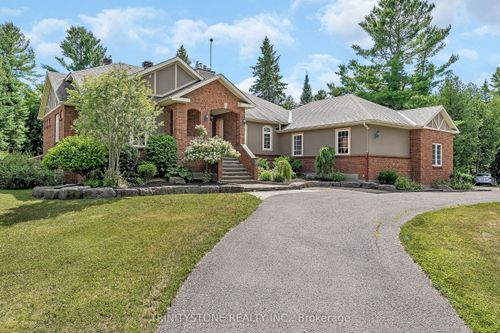 36 Sawgrass Cir, Ashton, ON, K0A1B0 | Card Image