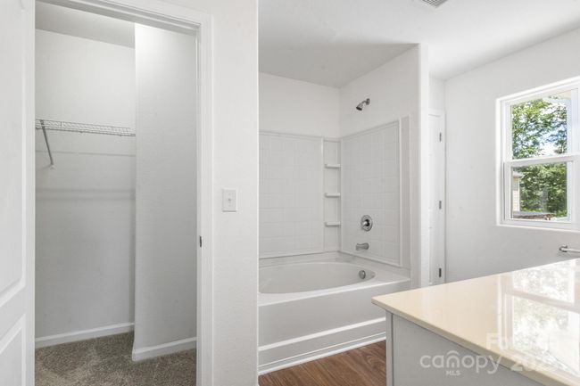 2005 Amos Oaks Ln, House other with 3 bedrooms, 3 bathrooms and null parking in Charlotte NC | Image 33