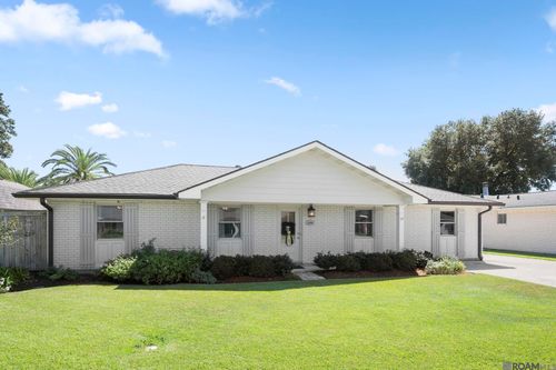 2456 Saint John Pl, Donaldsonville, LA, 70346-9608 | Card Image