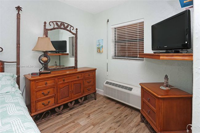 APT-3A - 3300 N Surf Rd, Condo with 1 bedrooms, 1 bathrooms and null parking in Hollywood FL | Image 16