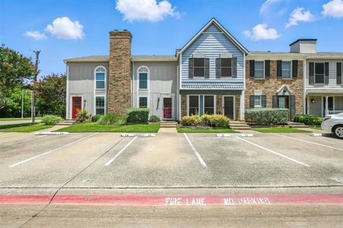 70 Winchester Drive, Euless, TX, 76039 | Card Image
