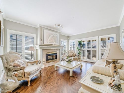 211n-1100 56 St, Delta, BC, V4L2N2 | Card Image