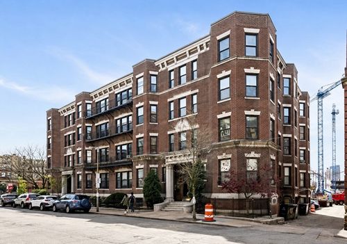9-107 Jersey St, Boston, MA, 02215-4825 | Card Image