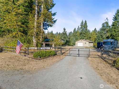 2915 368th St S, Roy, WA, 98580-9141 | Card Image