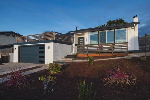 1580 Ancon St, Seaside, CA, 93955-4626 | Card Image