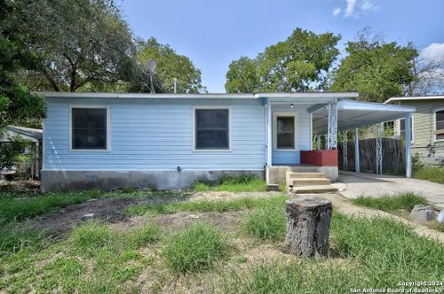 235 Loma Park Dr, San Antonio, TX, 78228-5956 | Card Image