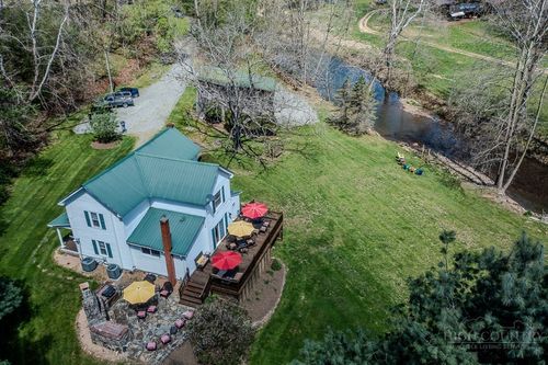 8652 Nc Highway 16 N, Grassy Creek, NC, 28631-9201 | Card Image