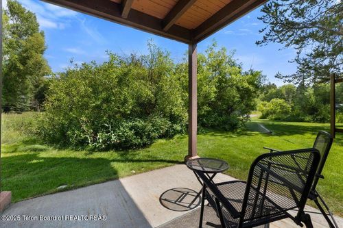 914-3705 Teton Dr, Wilson, WY, 83014-9133 | Card Image