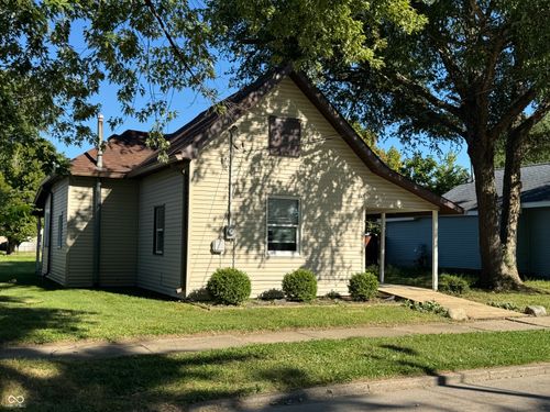 1051 John St, Frankfort, IN, 46041-1361 | Card Image