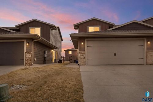 9421 W Gert St Street, Sioux Falls, SD, 57106 | Card Image