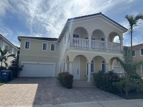 14044 Sw 276th Way, Homestead, FL, 33032-8825 | Card Image