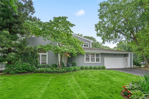 63 Sutton Pl, Manhasset, NY, 11030-3918 | Card Image