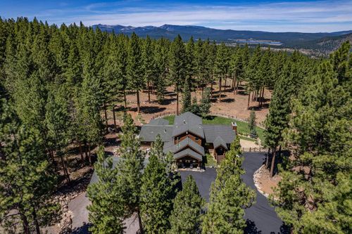 11368 The Strand, Truckee, CA, 96161-1234 | Card Image