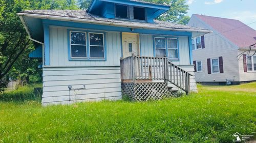 435 Emmett St E, Battle Creek, MI, 49017-4607 | Card Image