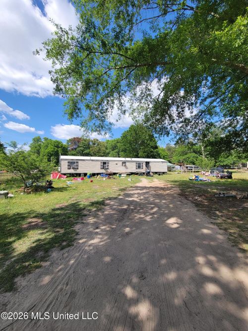 91 Grady Diamond Road, Perkinston, MS, 39573 | Card Image