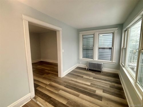 115 149th St, Jamaica, NY, 11436-1122 | Card Image