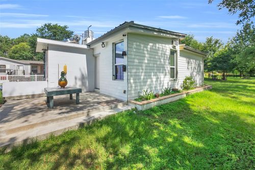 1208 Cleveland Sq, Cleveland, TX, 77327 | Card Image