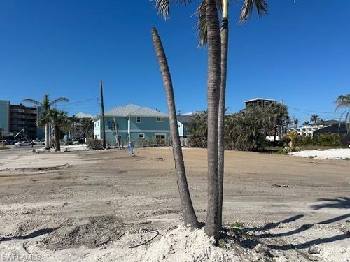 311 Bayland Rd, FORT MYERS BEACH, FL, 33931-3903 | Card Image