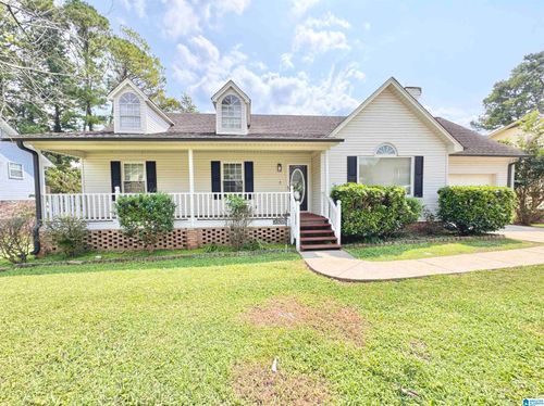 8508 Lanewood Cir, Leeds, AL, 35094-7918 | Card Image