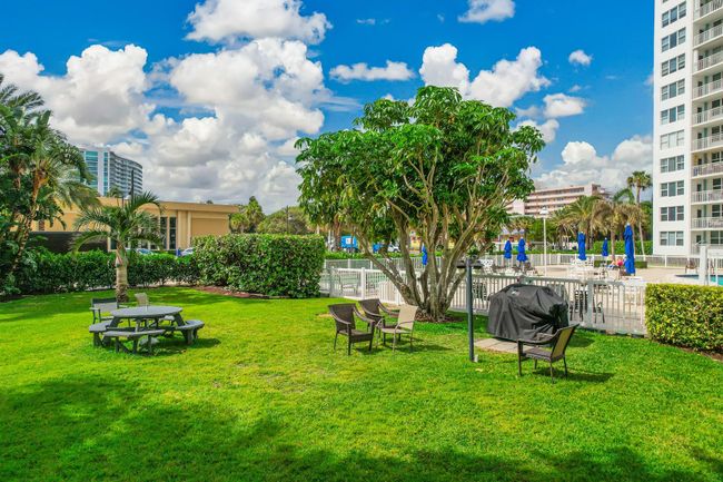 BBQ Area | Image 28