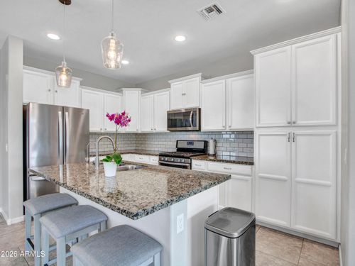 4229 W Valley View Dr, Laveen, AZ, 85339-7860 | Card Image