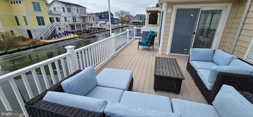 30 W Bayard St, FENWICK ISLAND, DE, 19944-4502 | Card Image