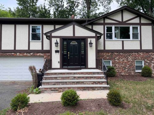 house-7 Campi Ct, Dumont, NJ, 07628 | Card Image