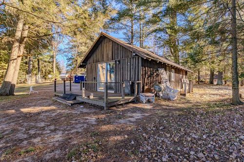 7453 Rustic Ln, Eagle River, WI, 54521-9240 | Card Image