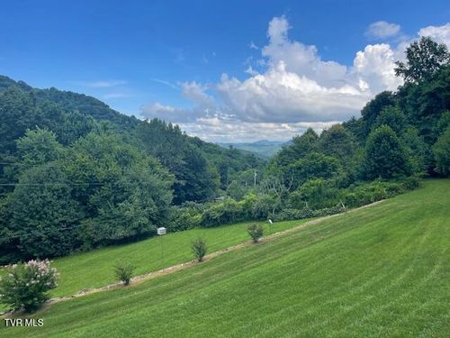 2169 Rice Creek Rd, Flag Pond, TN, 37657-3027 | Card Image