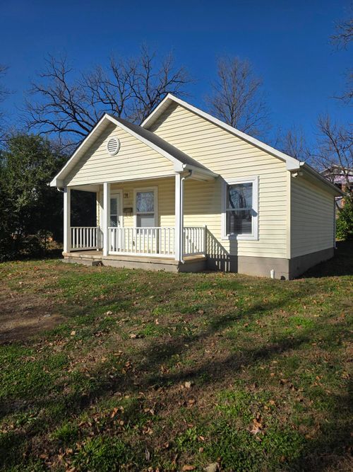 1105 Riverside Blvd Sw, Roanoke, VA, 24016-3429 | Card Image