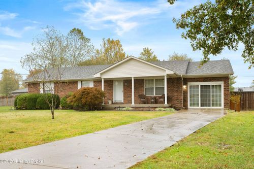 241 Emma Ct, Mt Washington, KY, 40047-7163 | Card Image
