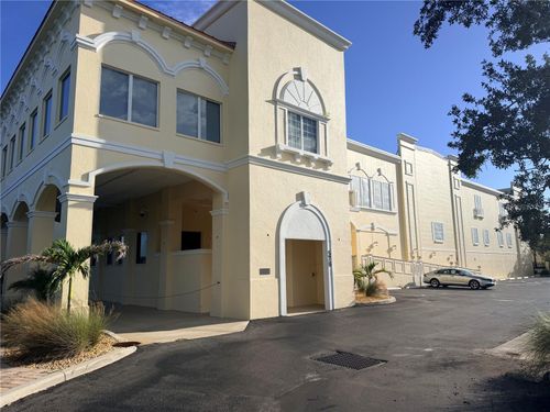 siesta-25-570 Blackburn Point Road, Osprey, FL, 34229 | Card Image