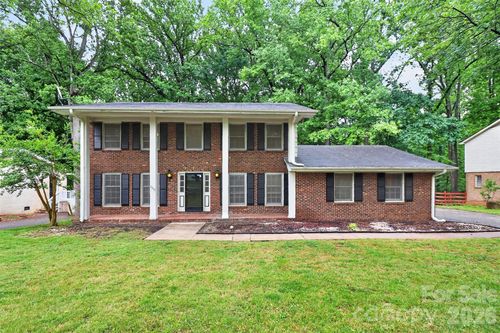 7007 Crossridge Rd, Charlotte, NC, 28214-2215 | Card Image
