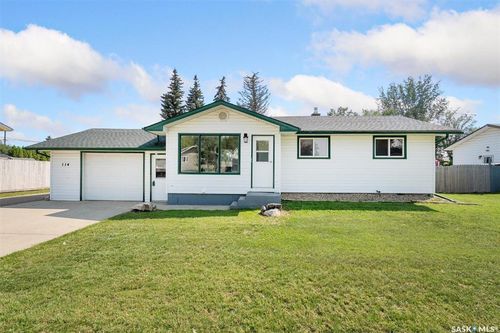 114 2nd St S, Martensville, SK, S0K0A2 | Card Image