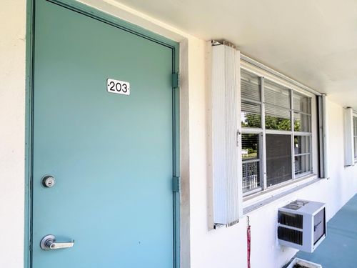 apt-203-340 Horizons W, Boynton Beach, FL, 33435-5031 | Card Image
