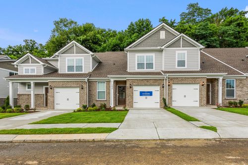 1636 Manuka Ln, Columbia, TN, 38401-4989 | Card Image