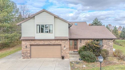 6784 Bear Ridge Rd, Lockport, NY, 14094-9288 | Card Image