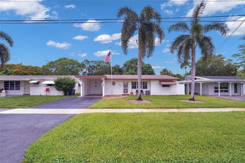 2011 N 31st Ave, Hollywood, FL, 33021-4407 | Card Image