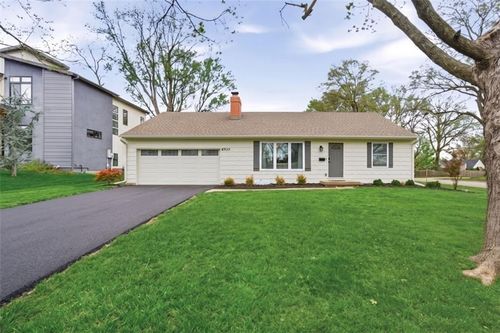 4700 65th Ter, Prairie Village, KS, 66208-1359 | Card Image