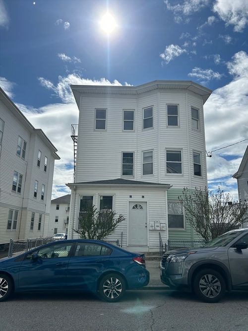 3-38 Larch St, Pawtucket, RI, 02860 | Card Image