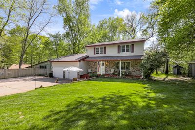 22452 Iverson Lane N, House other with 4 bedrooms, 1 bathrooms and null parking in Forest Lake MN | Image 3