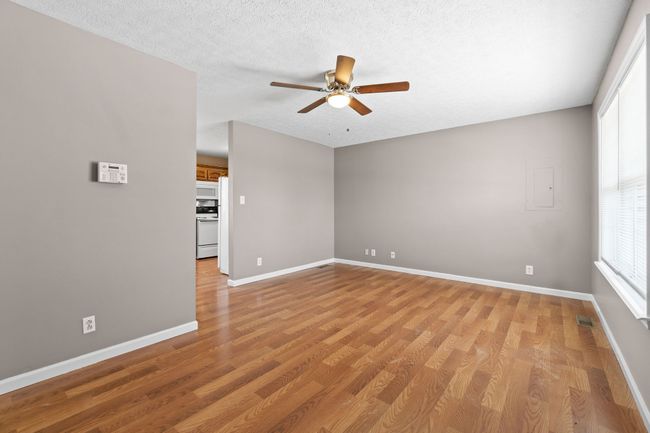 122 Gleaves Ln, House other with 3 bedrooms, 1 bathrooms and 2 parking in Oak Grove KY | Image 5