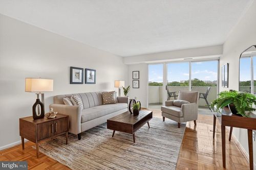 apt-716-700 7th St Sw, WASHINGTON, DC, 20024-2455 | Card Image