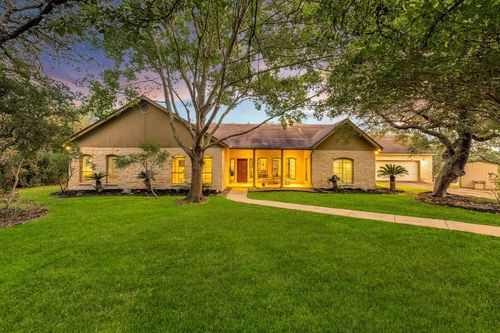 810 Bluff Ridge Ct, New Braunfels, TX, 78132-3294 | Card Image