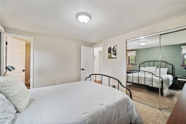 141 Terrace Ct, House other with 3 bedrooms, 3 bathrooms and 2 parking in Trafford PA | Image 14