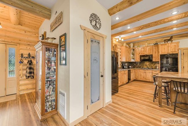 4550 N Us Highway 93, House other with 3 bedrooms, 3 bathrooms and 3 parking in Mackay ID | Image 33