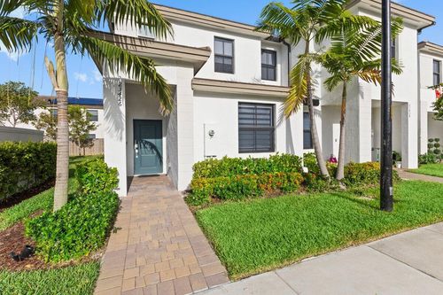 23426 Sw 127th Pl, Homestead, FL, 33032-9215 | Card Image